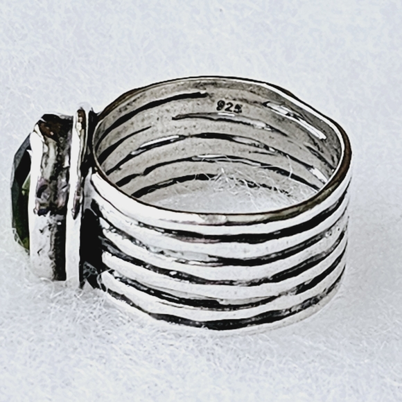 Silpada Sterling Silver Green Glass Ring R1463 Size 8 - Picture 8 of 16